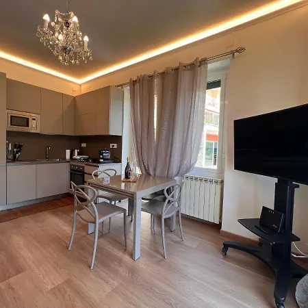 Apartament Val Di Sole 19-iii Piano- Vista Mare- Vista Collina-wifi 100mg-aria Condizionata In Tutte Le Stanze -l'appartamento E' Stato Completamente Rinnovato Nel 2023 *