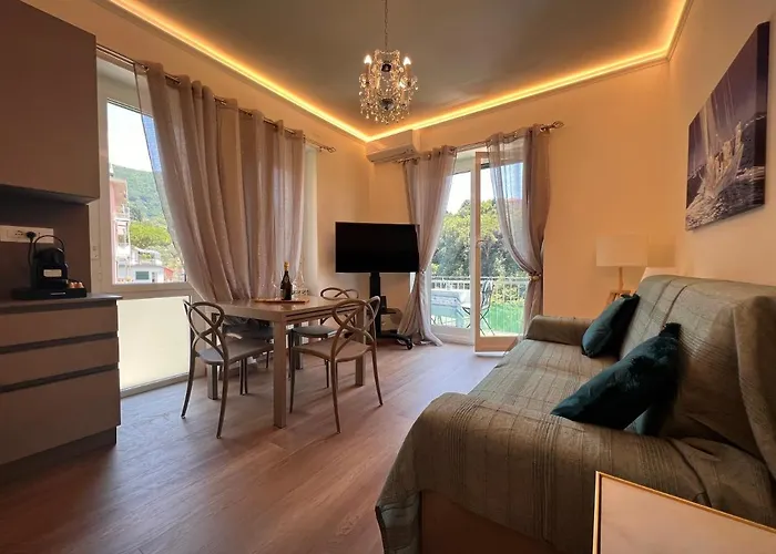 Appartement Val Di Sole 19-iii Piano- Vista Mare- Vista Collina-wifi 100mg-aria Condizionata In Tutte Le Stanze -l'appartamento E' Stato Completamente Rinnovato Nel 2023 Rapallo