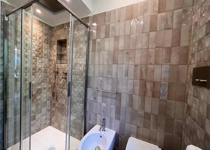 Val Di Sole 19-iii Piano- Vista Mare- Vista Collina-wifi 100mg-aria Condizionata In Tutte Le Stanze -l'appartamento E' Stato Completamente Rinnovato Nel 2023 * Rapallo